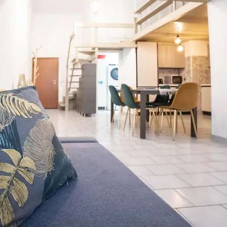 아파트 Realkasa Borgo San Pietro *